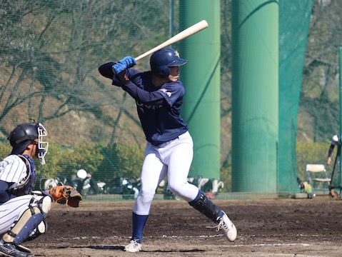 山田　琉衣